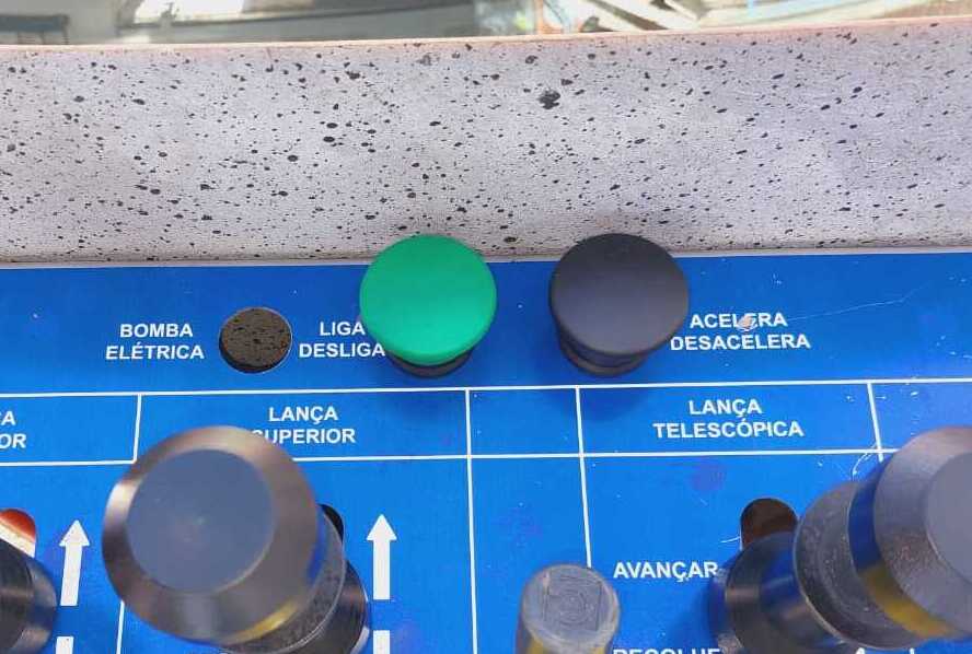 Botoeira Comand 2